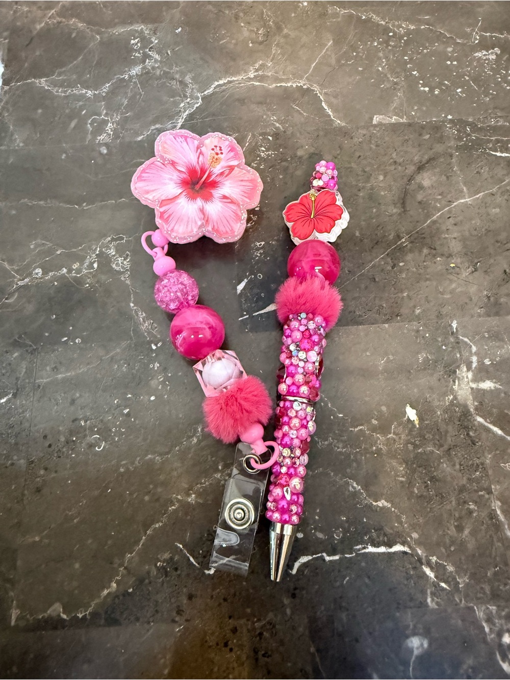 Hibiscus Hawaiian Flower Rhinestone Beaded Pen and Matching Badge Reel Handmade